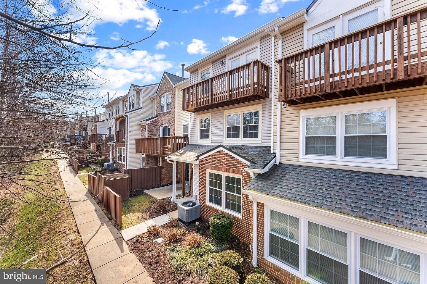 12569 Kempston Ln Woodbridge, VA 22192 - Thumbnail 3