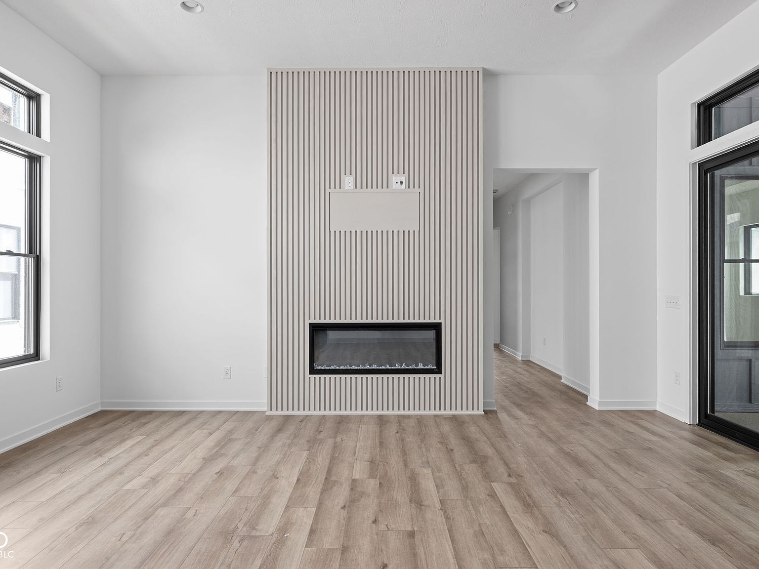 17316 Newton Main St Westfield, IN 46074 - Thumbnail 3