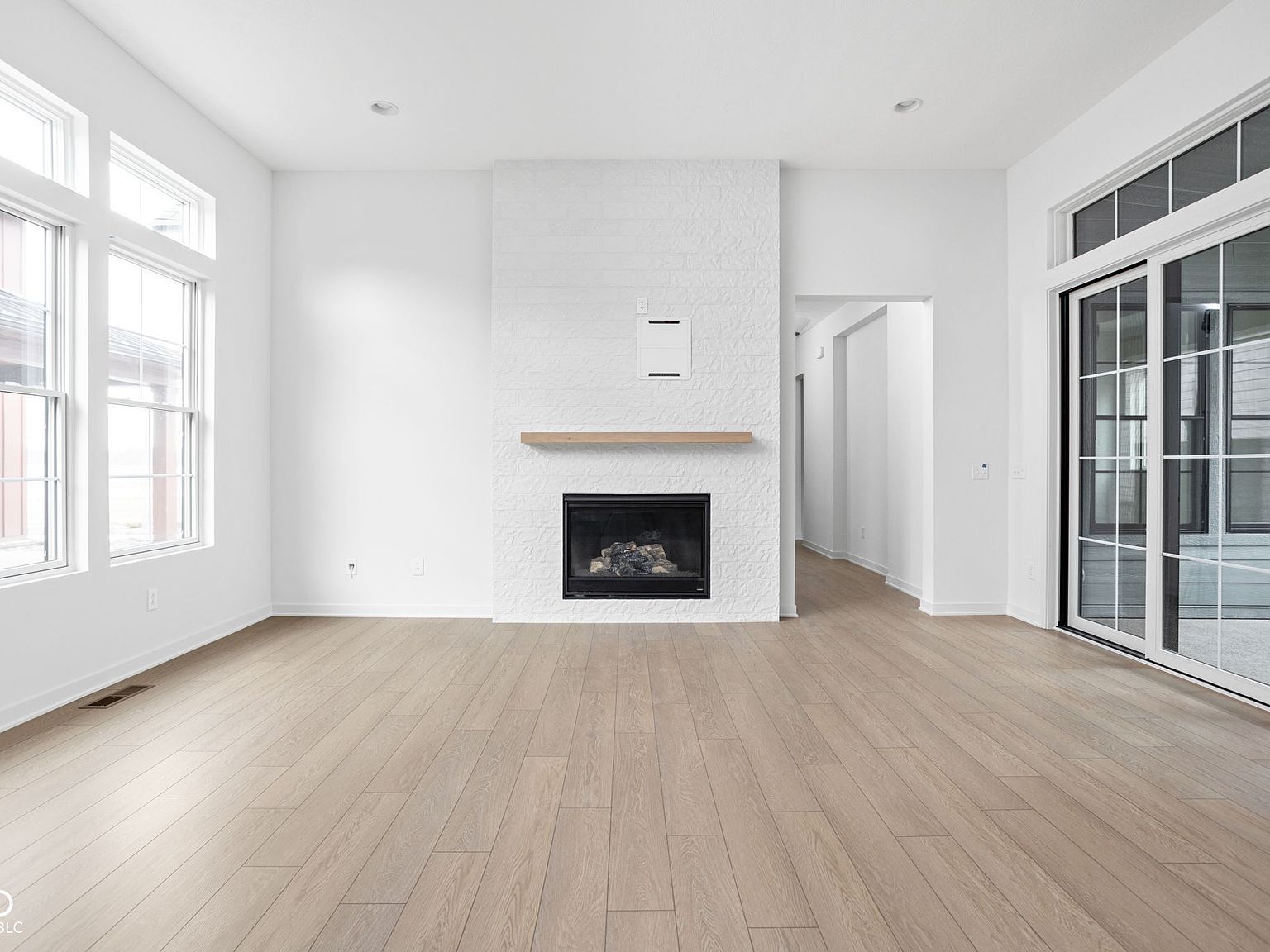 17338 Ditch Rd Westfield, IN 46074 - Thumbnail 3