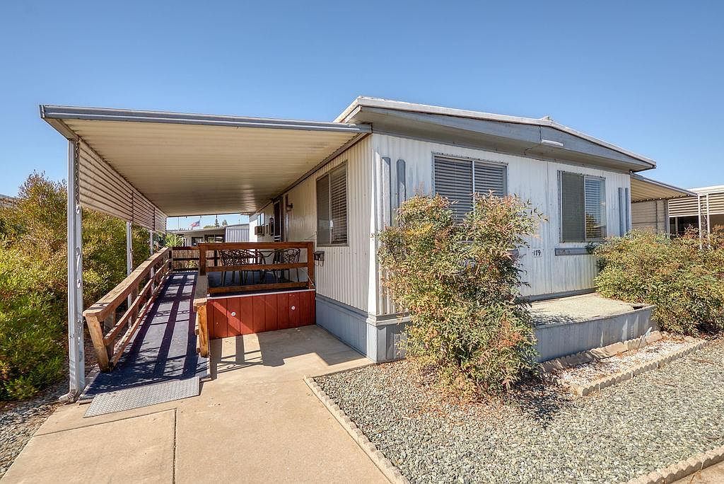 2505 Jackson Ave SPACE 179 Escalon, CA 95320 - Thumbnail 3