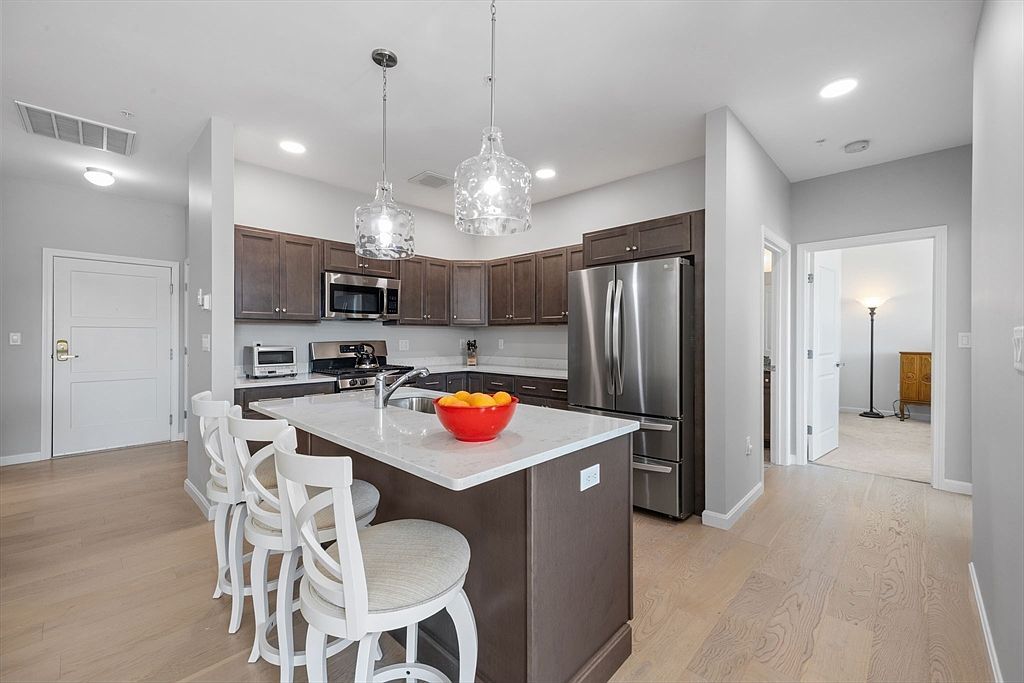 1 Mariners Way UNIT 309 Plymouth, MA 02360 - Thumbnail 3