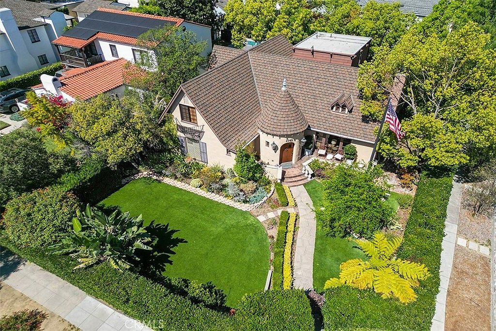 2285 E Orange Grove Blvd Pasadena, CA 91104 - Thumbnail 3