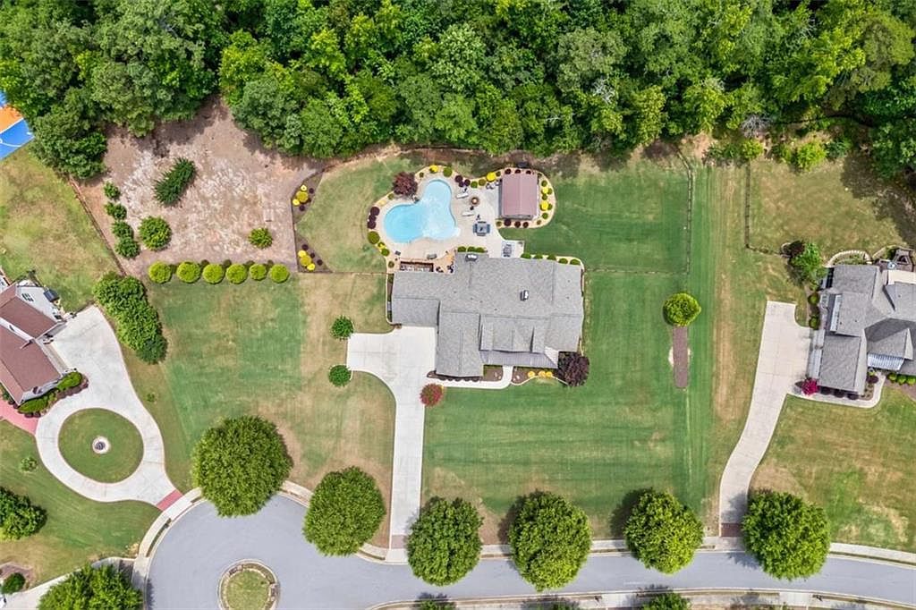 1211 Highgrove Ct Monroe, GA 30655 - Thumbnail 3