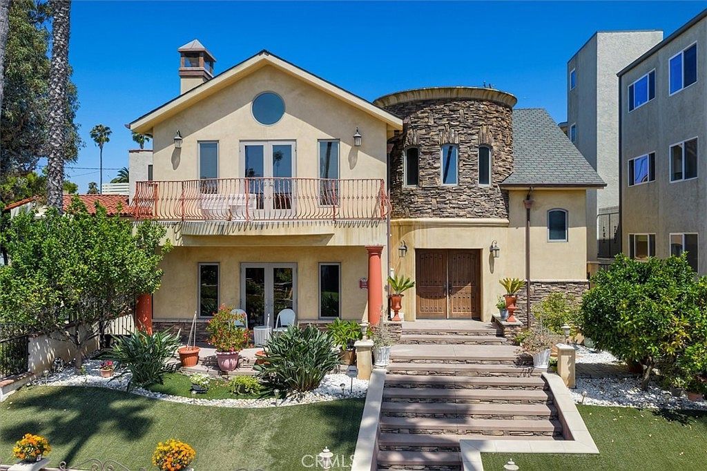 116 Termino Ave Long Beach, CA 90803 - Thumbnail 3