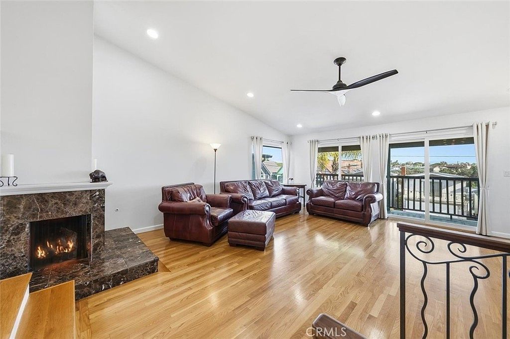 1805 Stanford Ave Redondo Beach, CA 90278 - Thumbnail 3