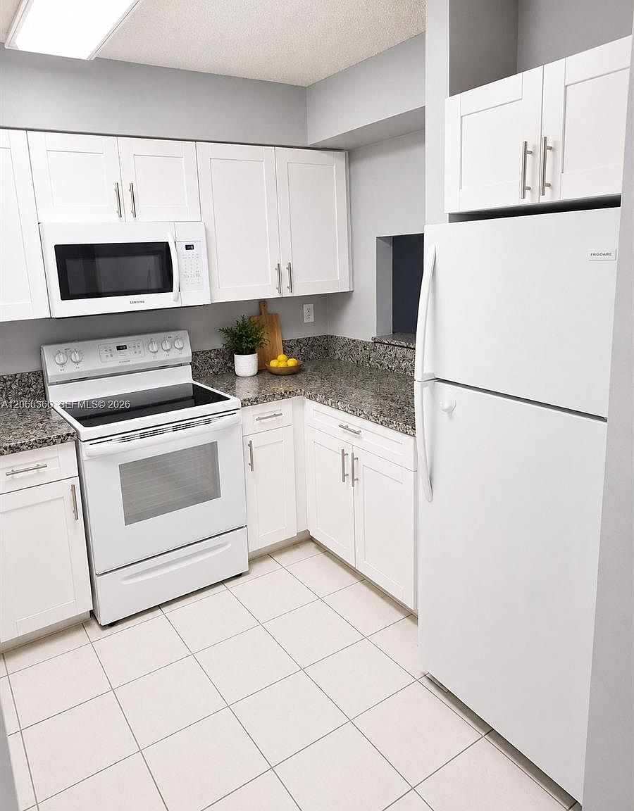 14951 SW 82nd Ln #17-502 Miami, FL 33193 - Thumbnail 3