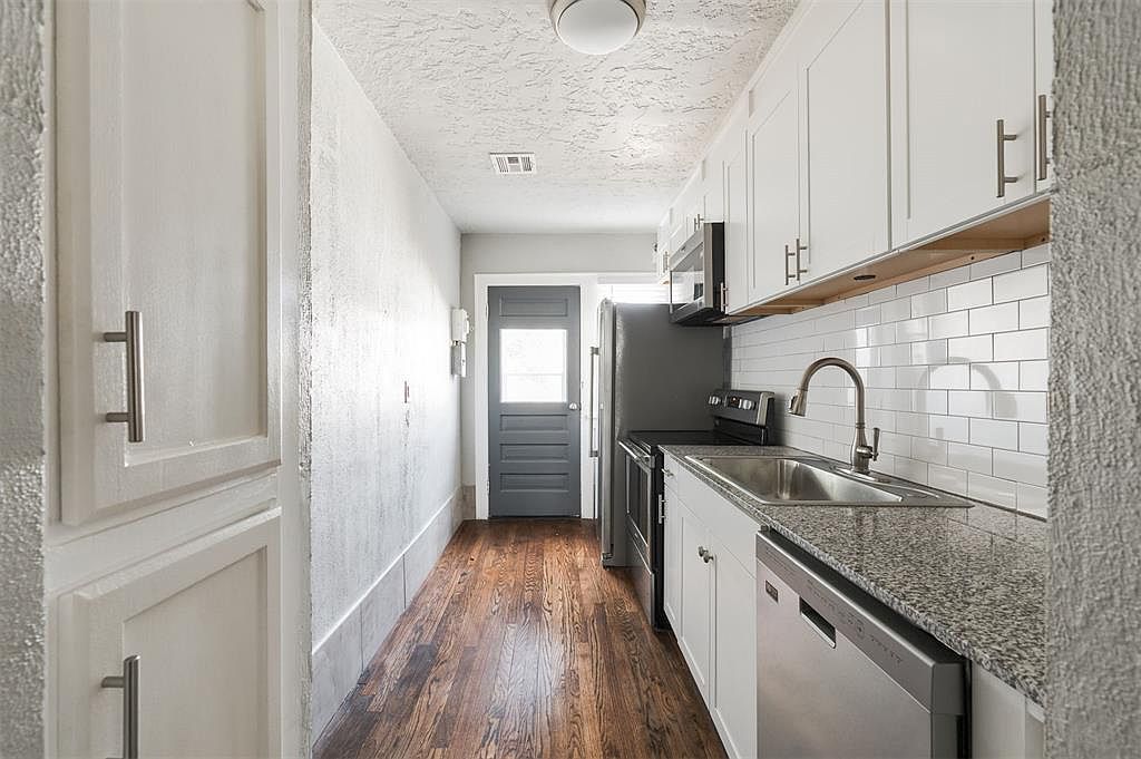 2555 NW 20th St Oklahoma City, OK 73107 - Thumbnail 3