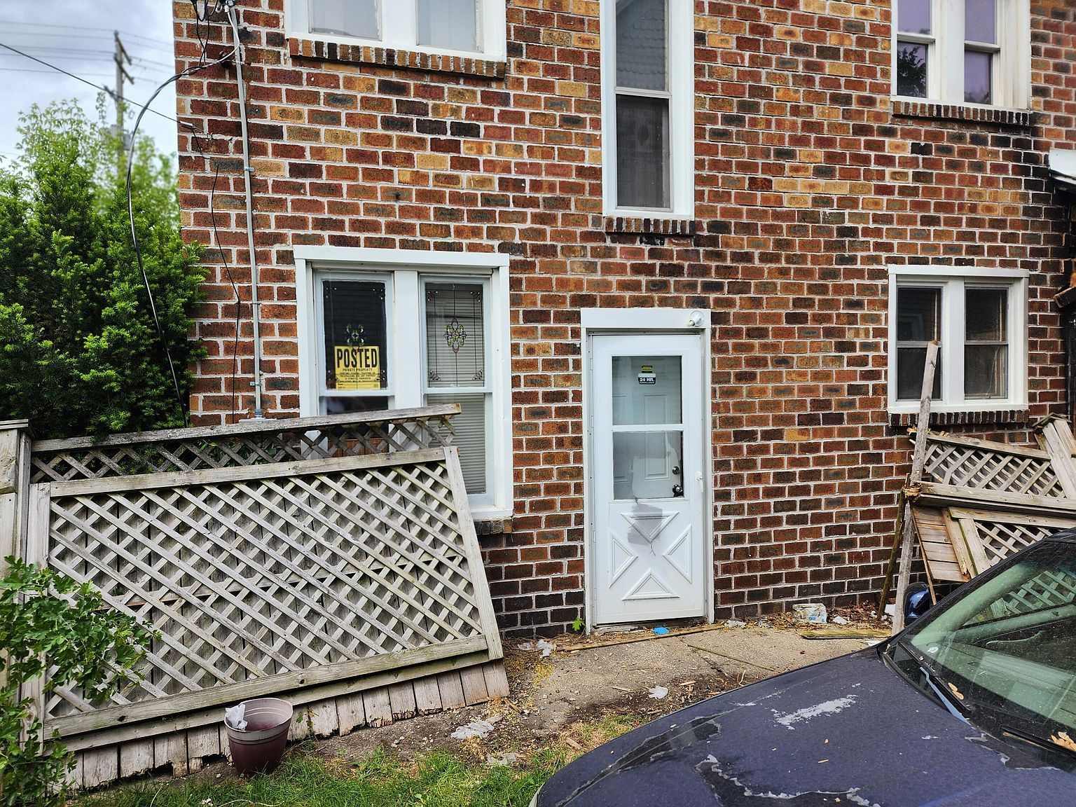 907 Russell St Kalamazoo, MI 49001 - Thumbnail 3