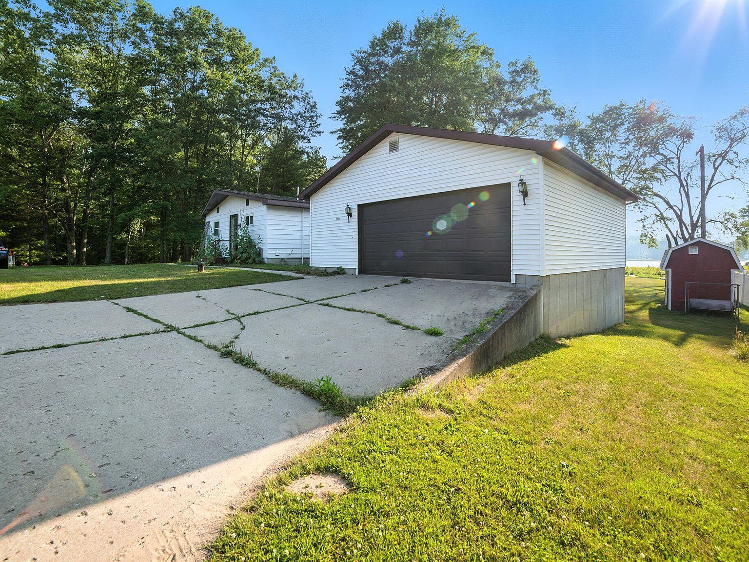 20041 E Chippewa Dr Chippewa Lake, MI 49320 - Thumbnail 3