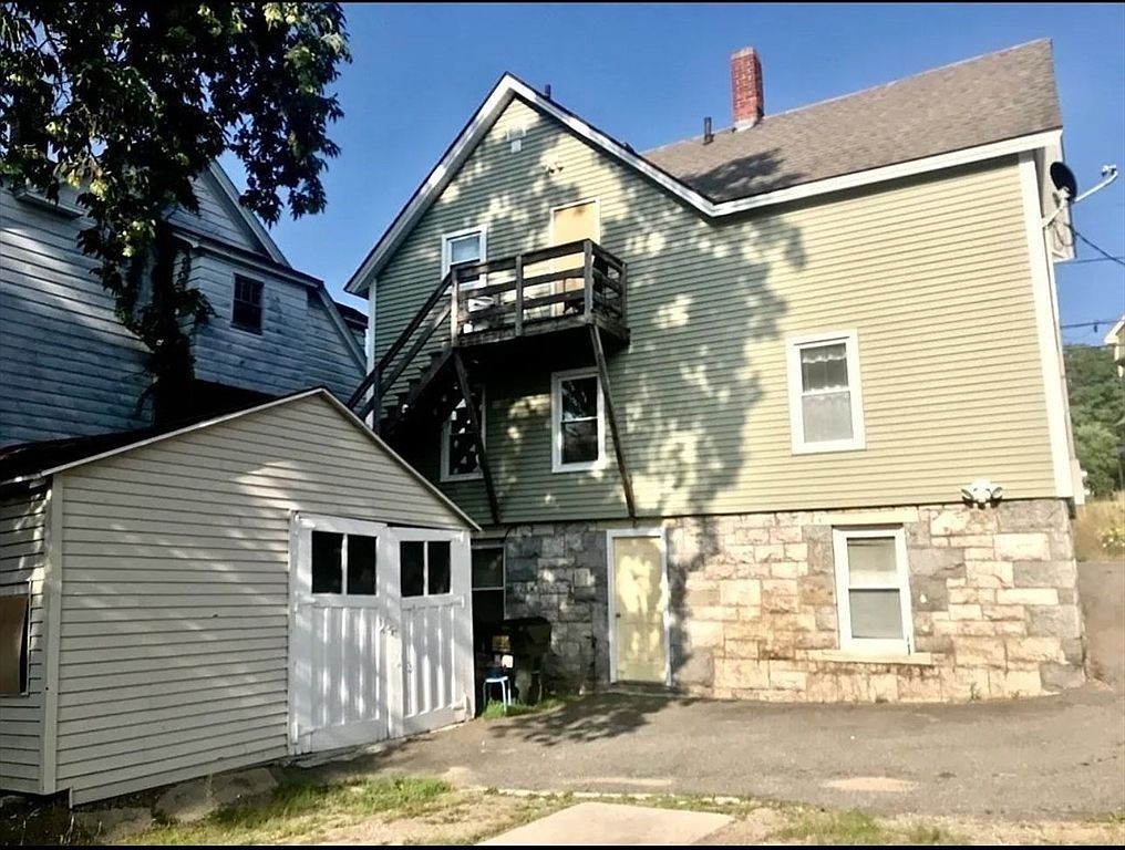 114 North St Ware, MA 01082 - Thumbnail 3