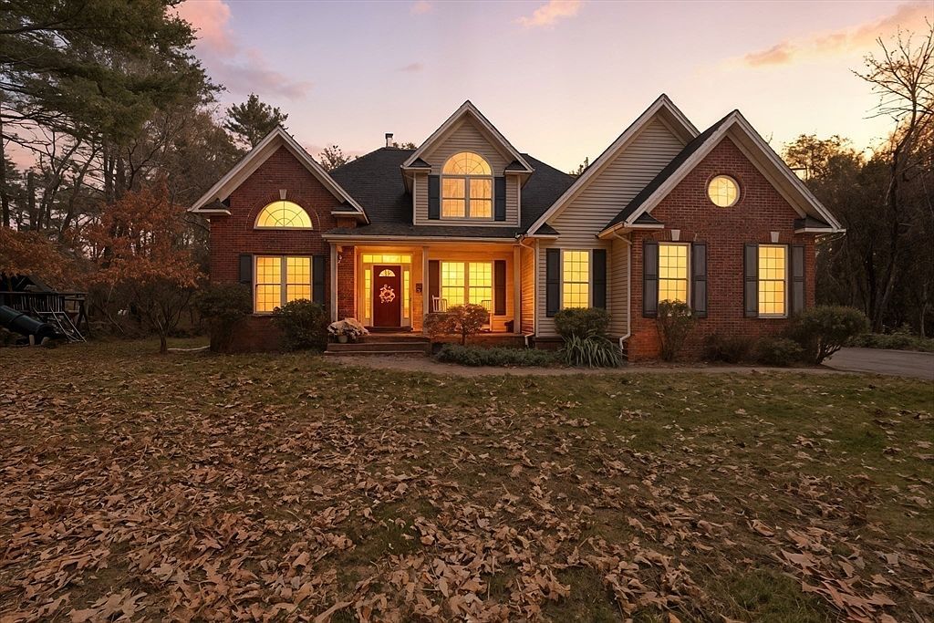 113 Greenwich Plains Rd Ware, MA 01082 - Thumbnail 3