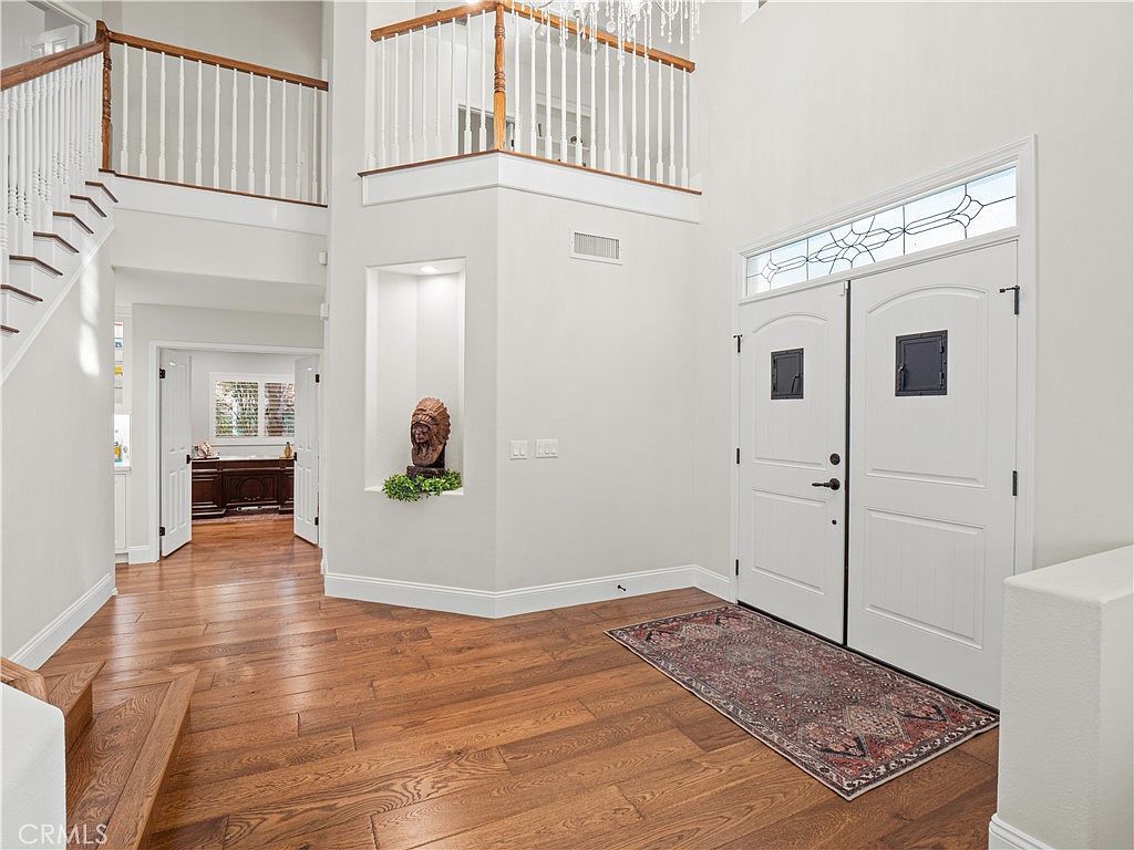 15345 Michael Crest Dr Santa Clarita, CA 91387 - Thumbnail 3