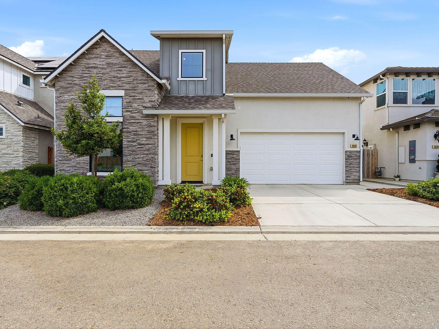 4432 S University St Visalia, CA 93277 - Thumbnail 3