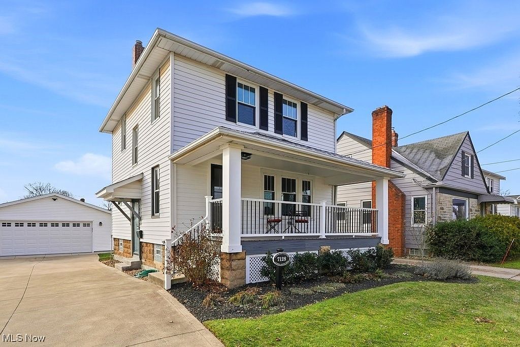 7128 Marcelline Ct Cleveland, OH 44125 - Thumbnail 3