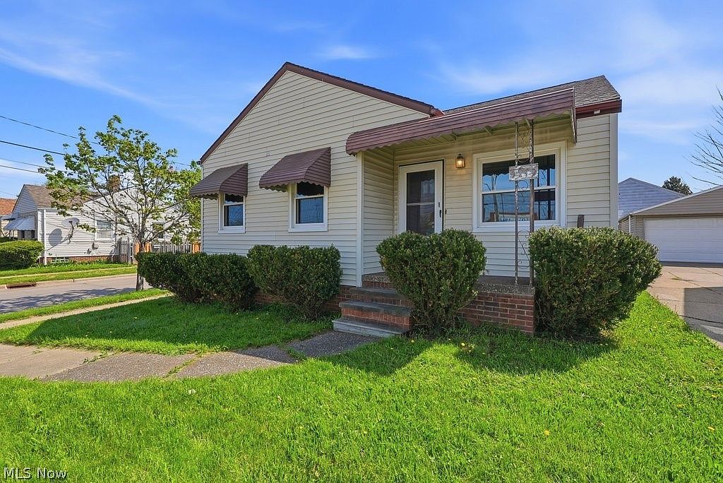 4919 Ridge Rd Brooklyn, OH 44144 - Thumbnail 3