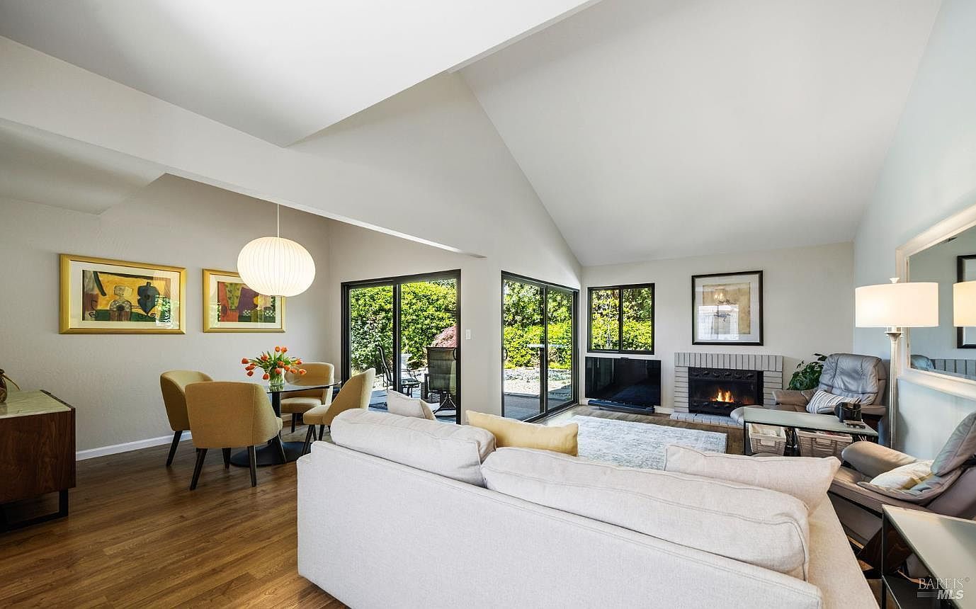 465 San Marin Dr Novato, CA 94945 - Thumbnail 3