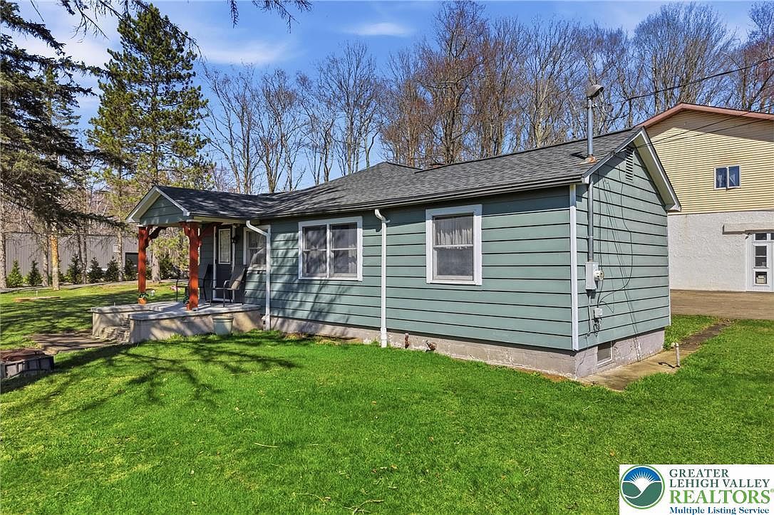 304 Drinker Tpke Covington Township, PA 18424 - Thumbnail 3