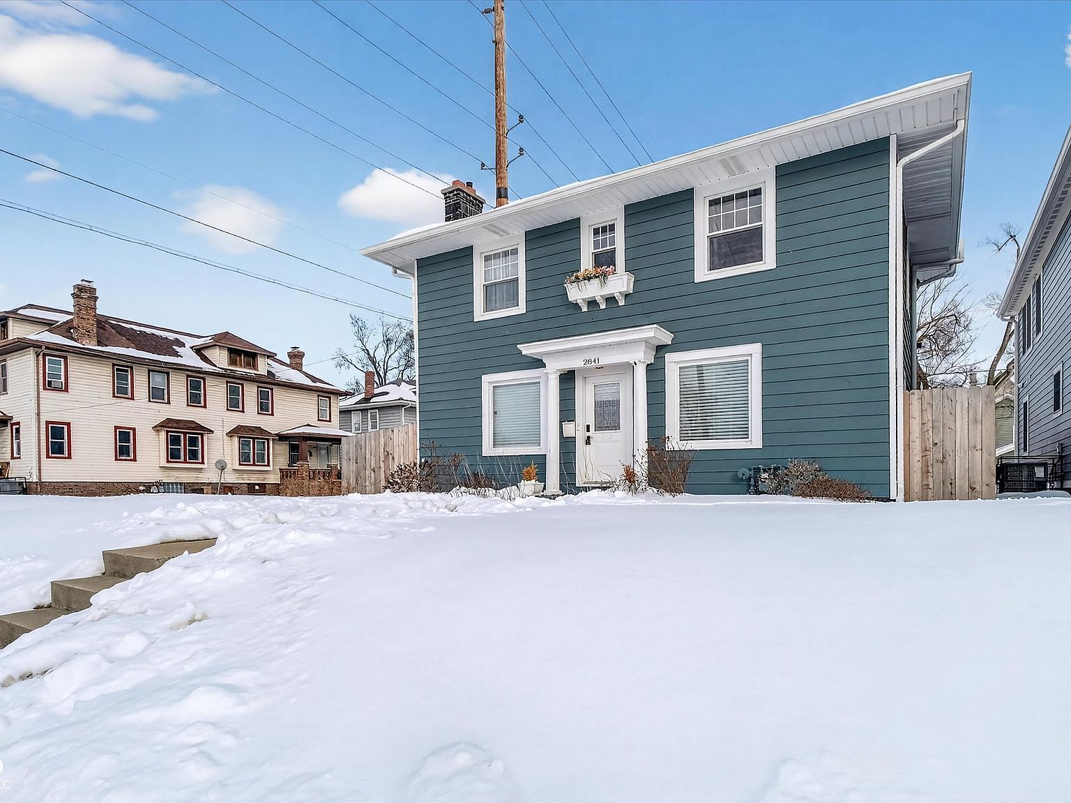 2841 Ruckle St Indianapolis, IN 46205 - Thumbnail 3