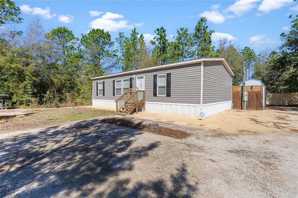 10811 NE 57th St Bronson, FL 32621 - Thumbnail 3