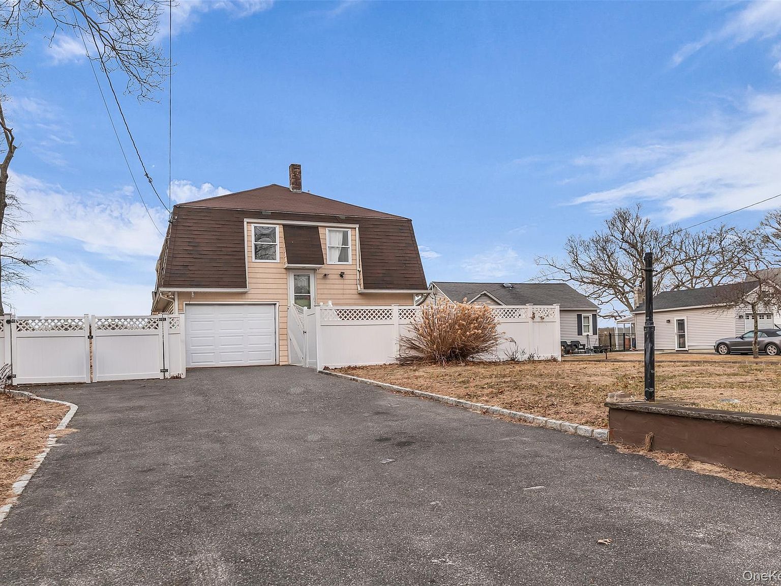 13 Riverside Ave Mastic Beach, NY 11951 - Thumbnail 3