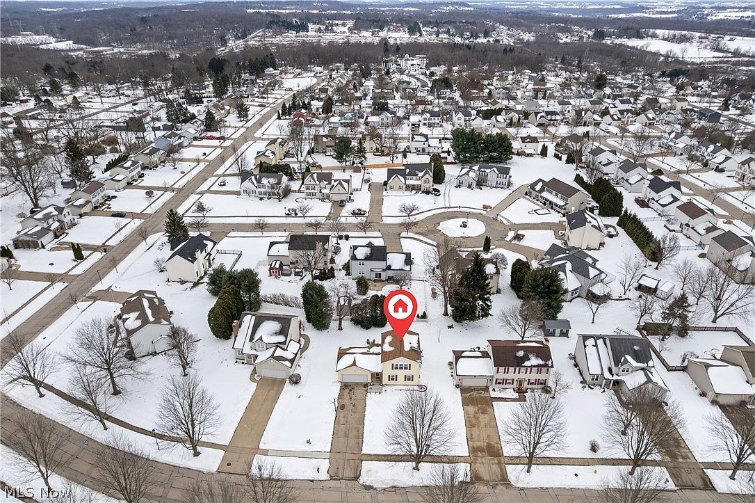 695 Hillcrest Dr Wadsworth, OH 44281 - Thumbnail 3