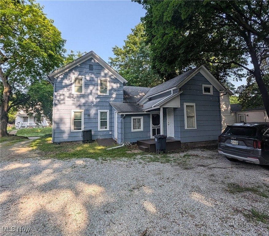 675 Sherman St Akron, OH 44311  | Multi Family