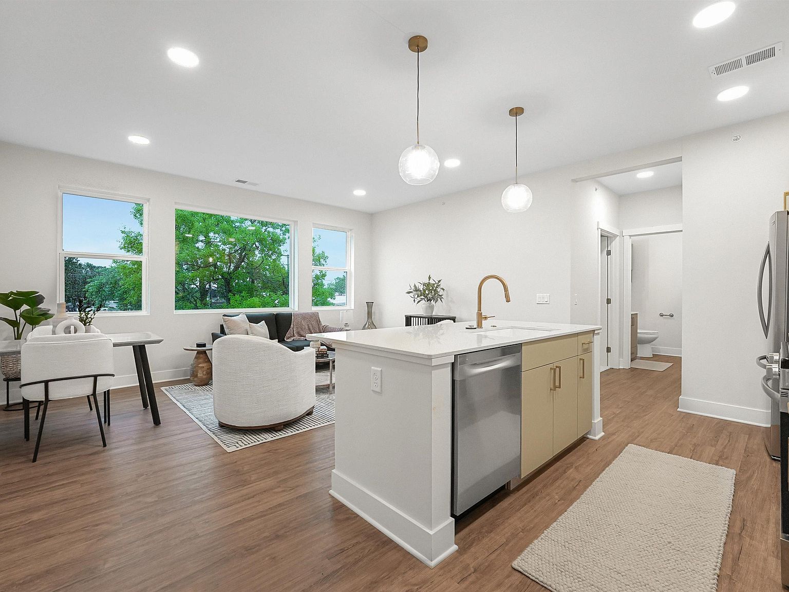 1109 S Carver St #2 Traverse City, MI 49686 - Thumbnail 3