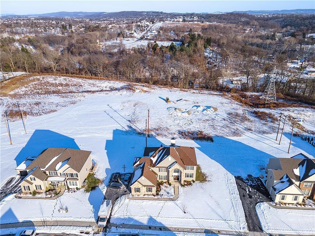 45 Saddle Ln Easton, PA 18045 - Thumbnail 3