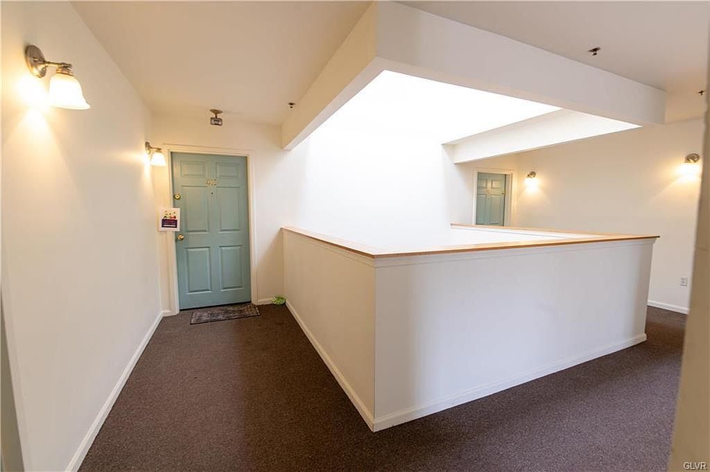 410 Canal Park Easton, PA 18042 - Thumbnail 3