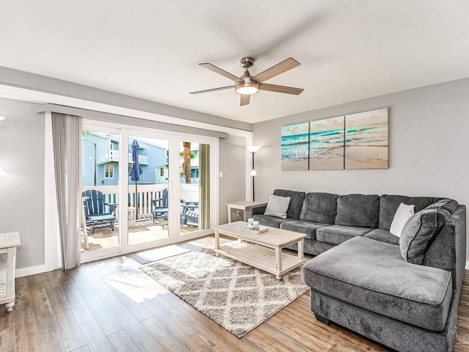 8522 Gulf Blvd APT 10 Navarre, FL 32566 - Thumbnail 3