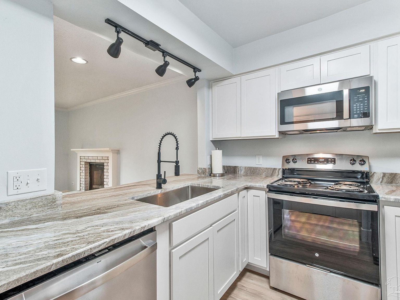 1335 Foxborough Dr Pensacola, FL 32514 - Thumbnail 3