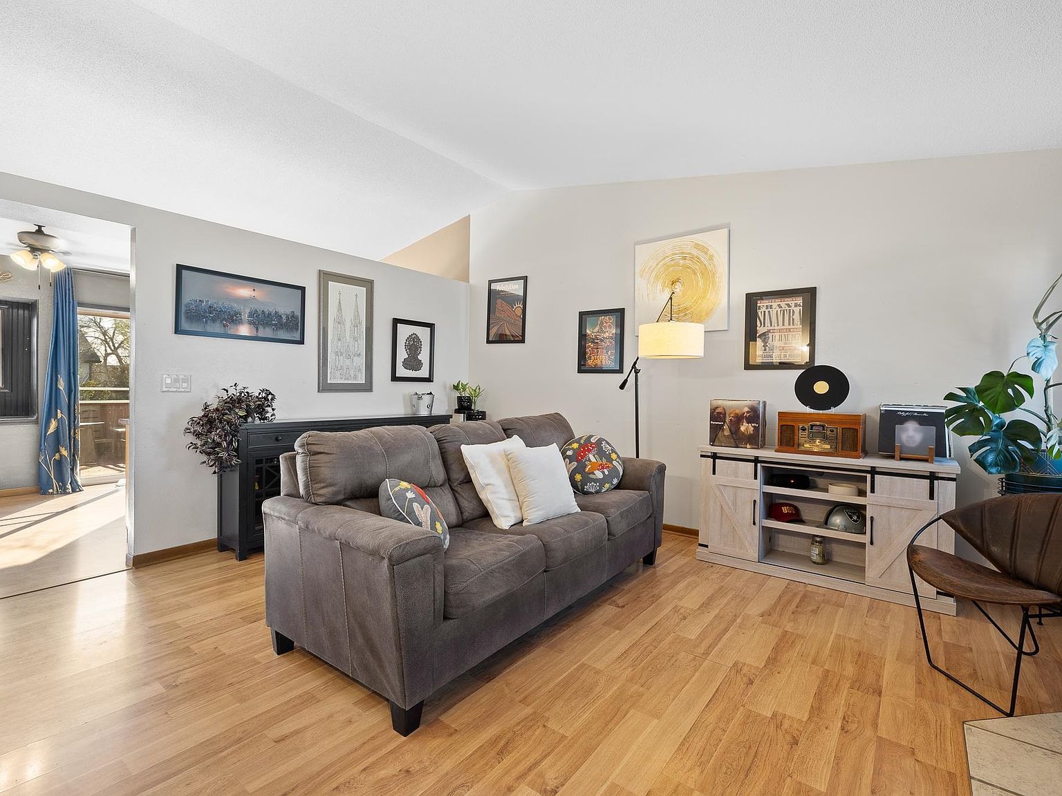 1620 Copperdale Dr Rapid City, SD 57703 - Thumbnail 3