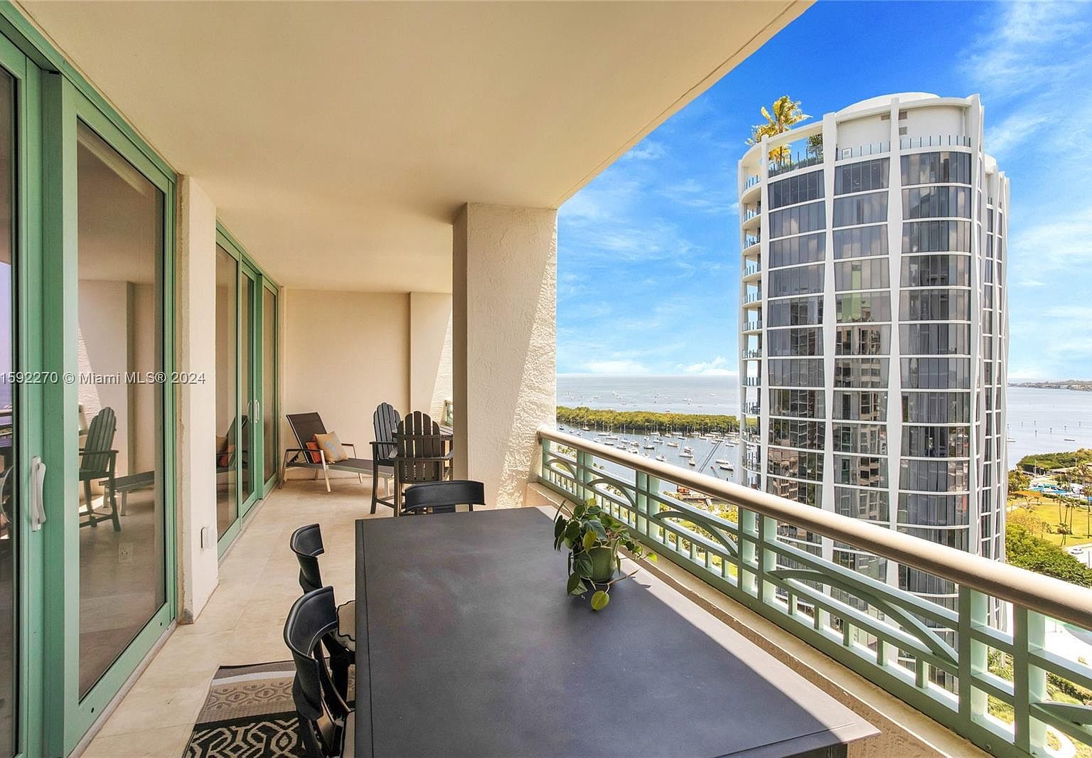 3400 SW 27th Ave APT 1904 Miami, FL 33133 - Thumbnail 3