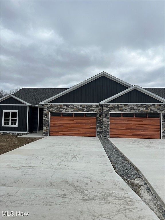 8721 Harvest Glenn Trl #21 Poland, OH 44514 - Thumbnail 3