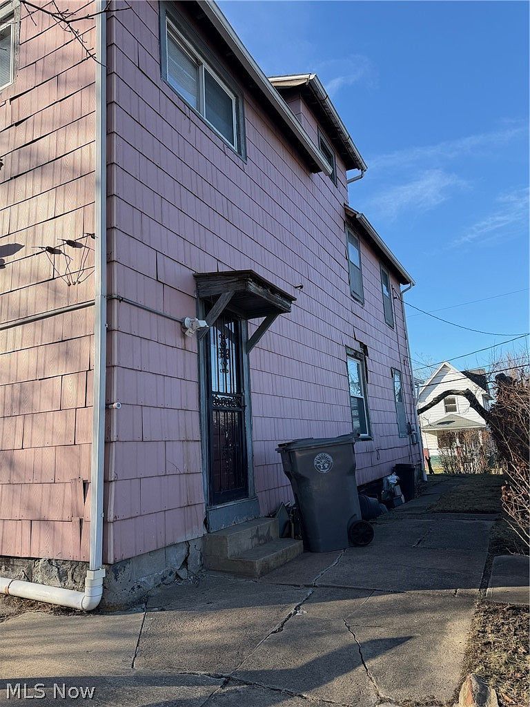 641 Benwood Ave Youngstown, OH 44502 - Thumbnail 3