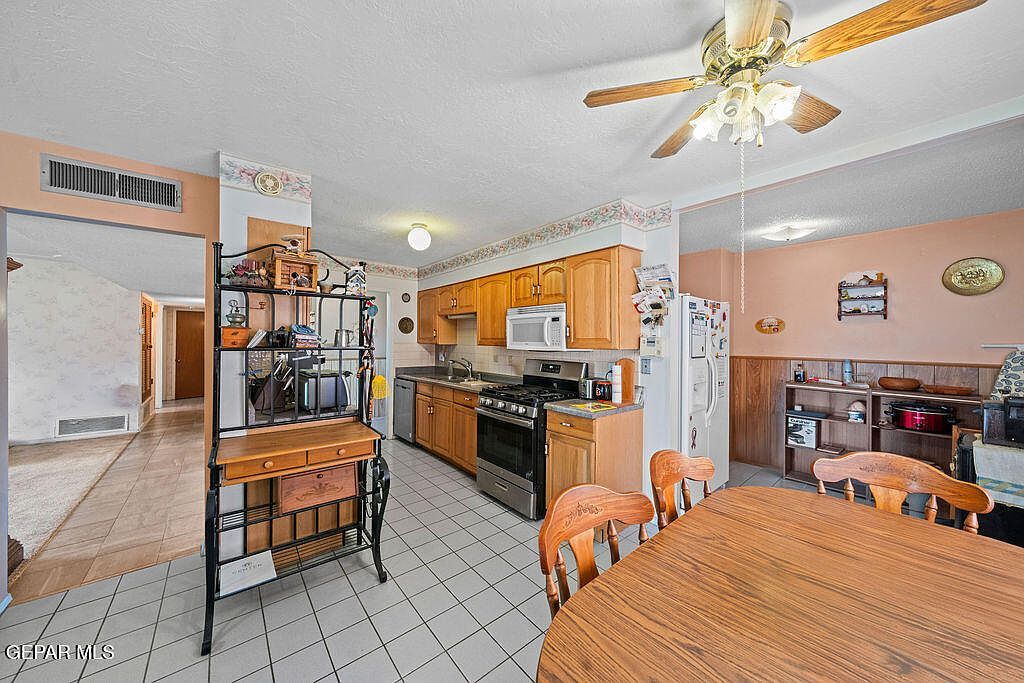 4749 Tumbleweed Ave El Paso, TX 79924 - Thumbnail 3