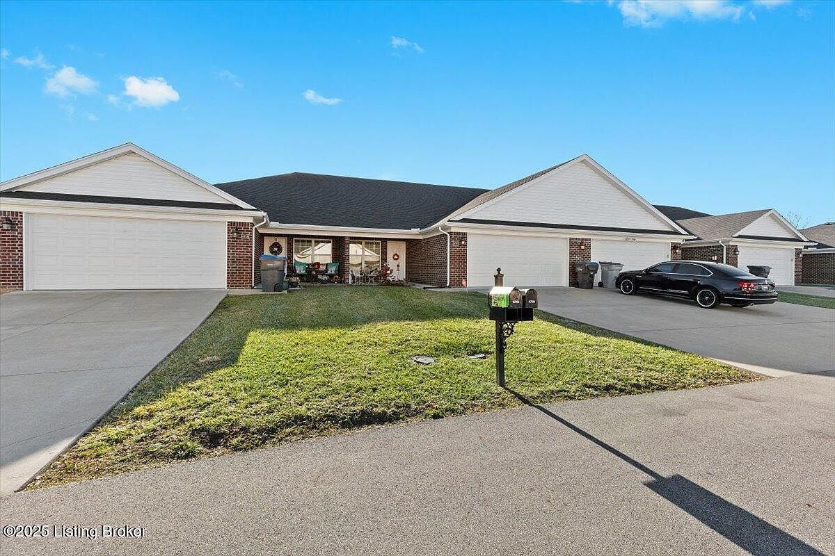 6720 Eagle Wood Dr Louisville, KY 40272 - Thumbnail 3