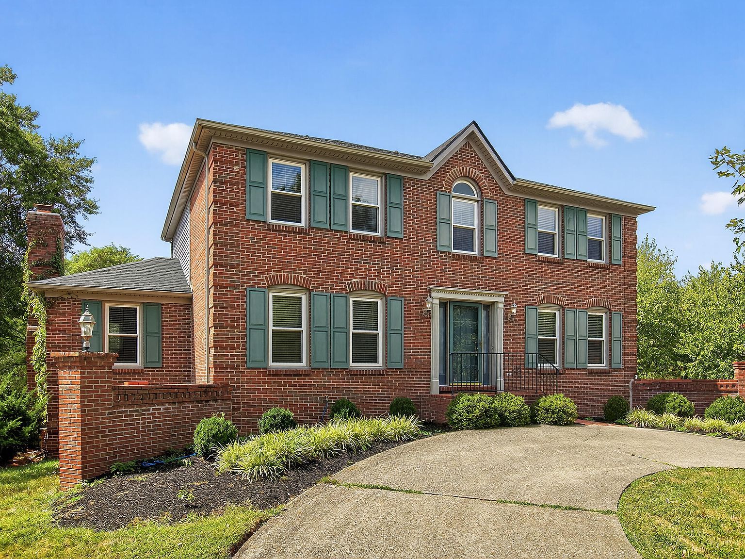 4301 Gum Tree Ln Lexington, KY 40513 - Thumbnail 3