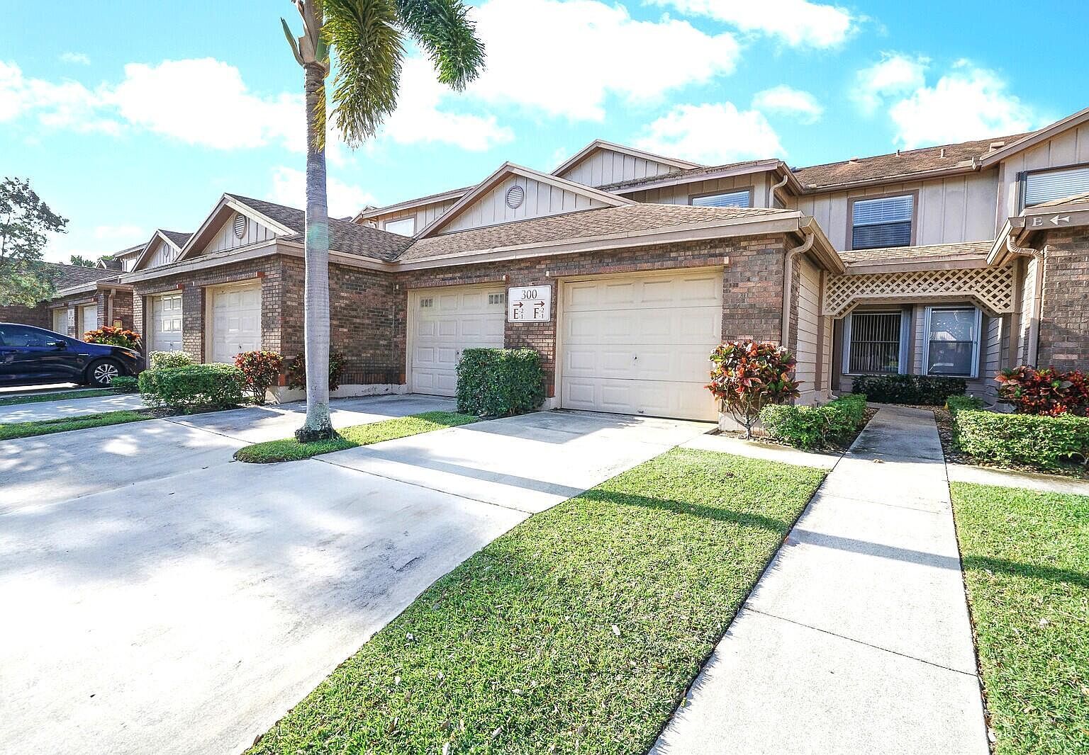 300 Crosswinds Dr APT E2 Greenacres, FL 33413 - Thumbnail 3