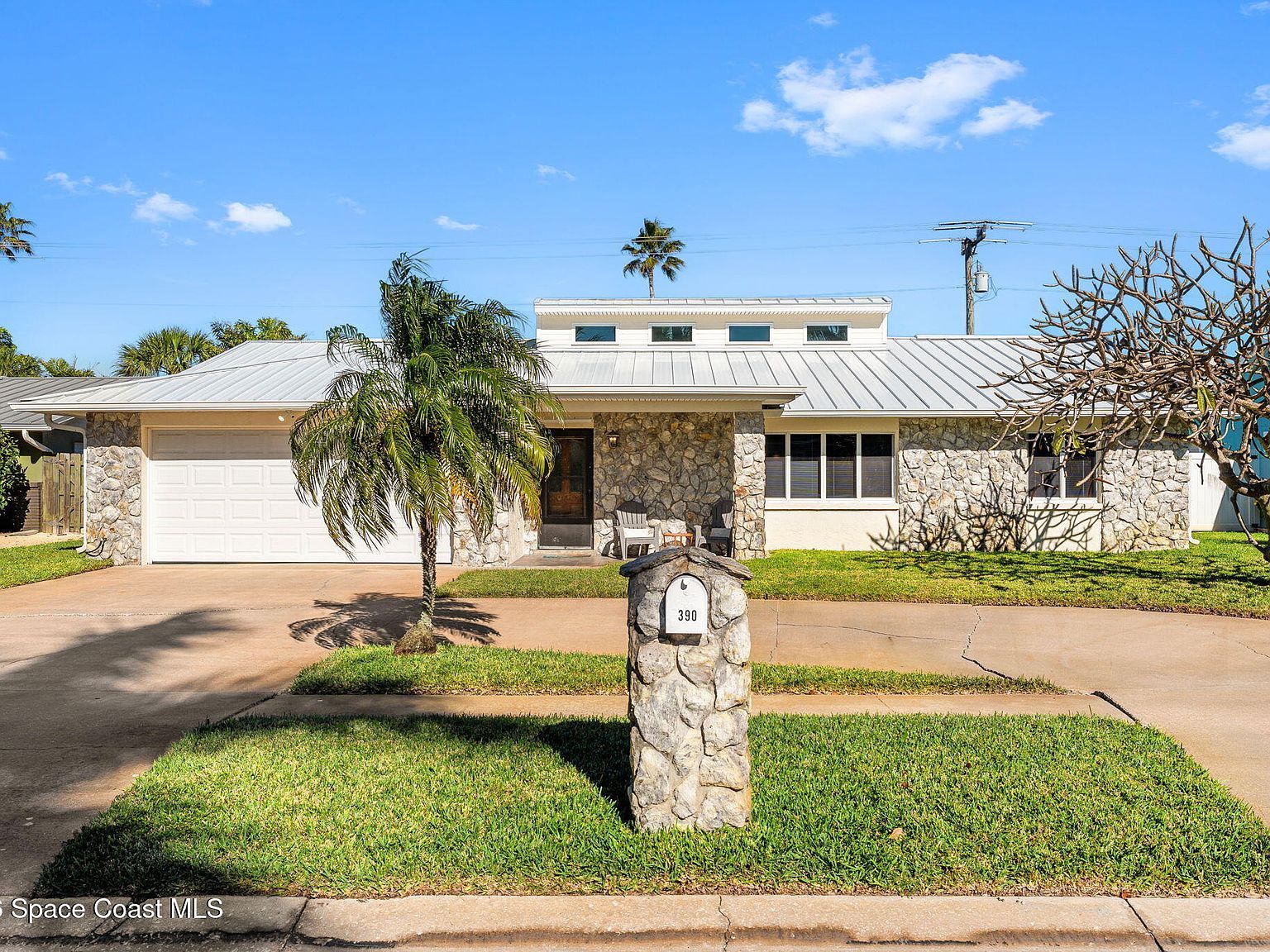 390 Harbor Dr Cape Canaveral, FL 32920 - Thumbnail 3