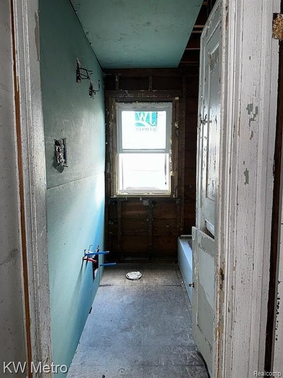 16938 Santa Rosa Dr Detroit, MI 48221 - Thumbnail 3