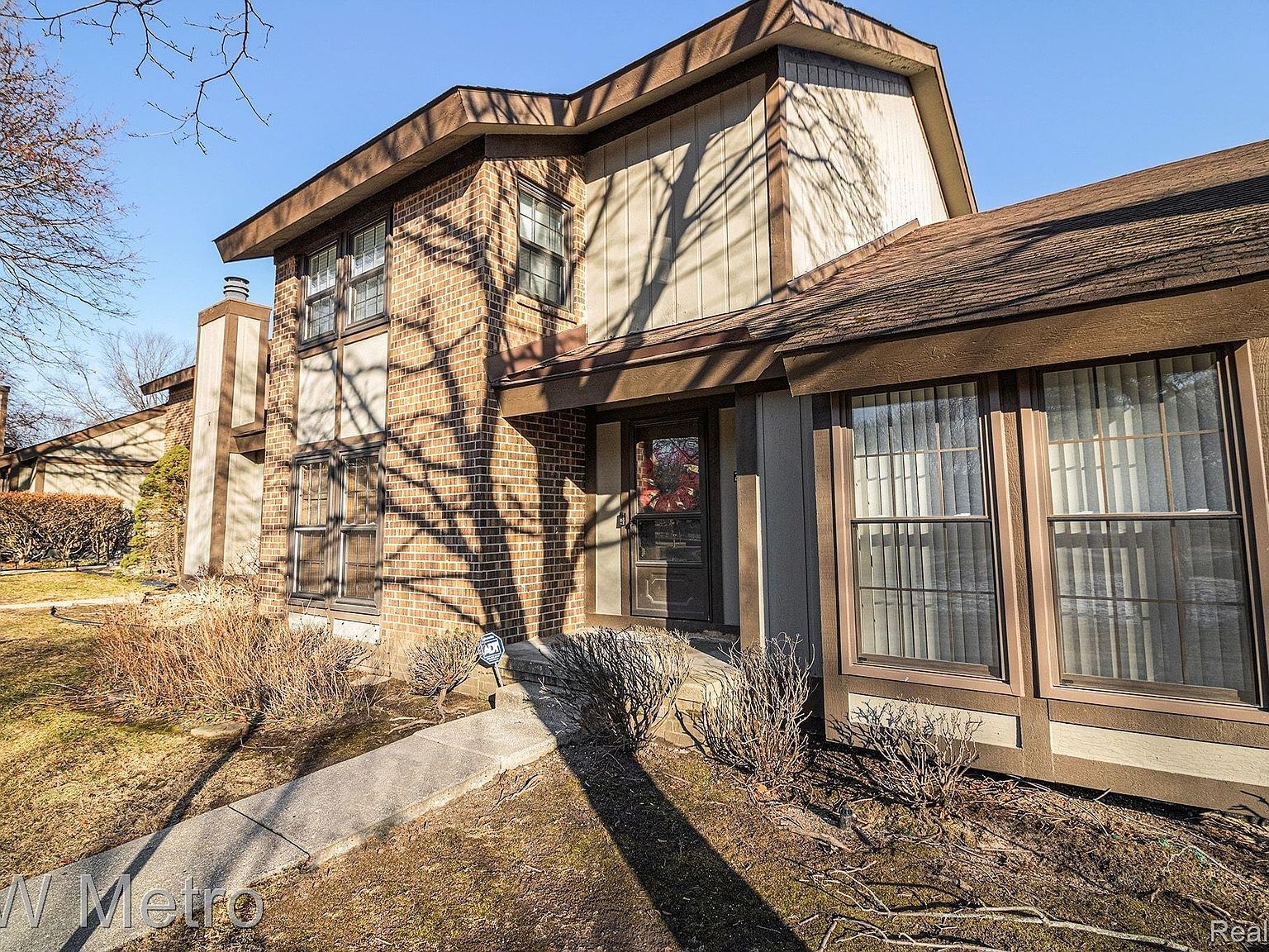 25062 Oakbrooke Dr Southfield, MI 48033 - Thumbnail 3