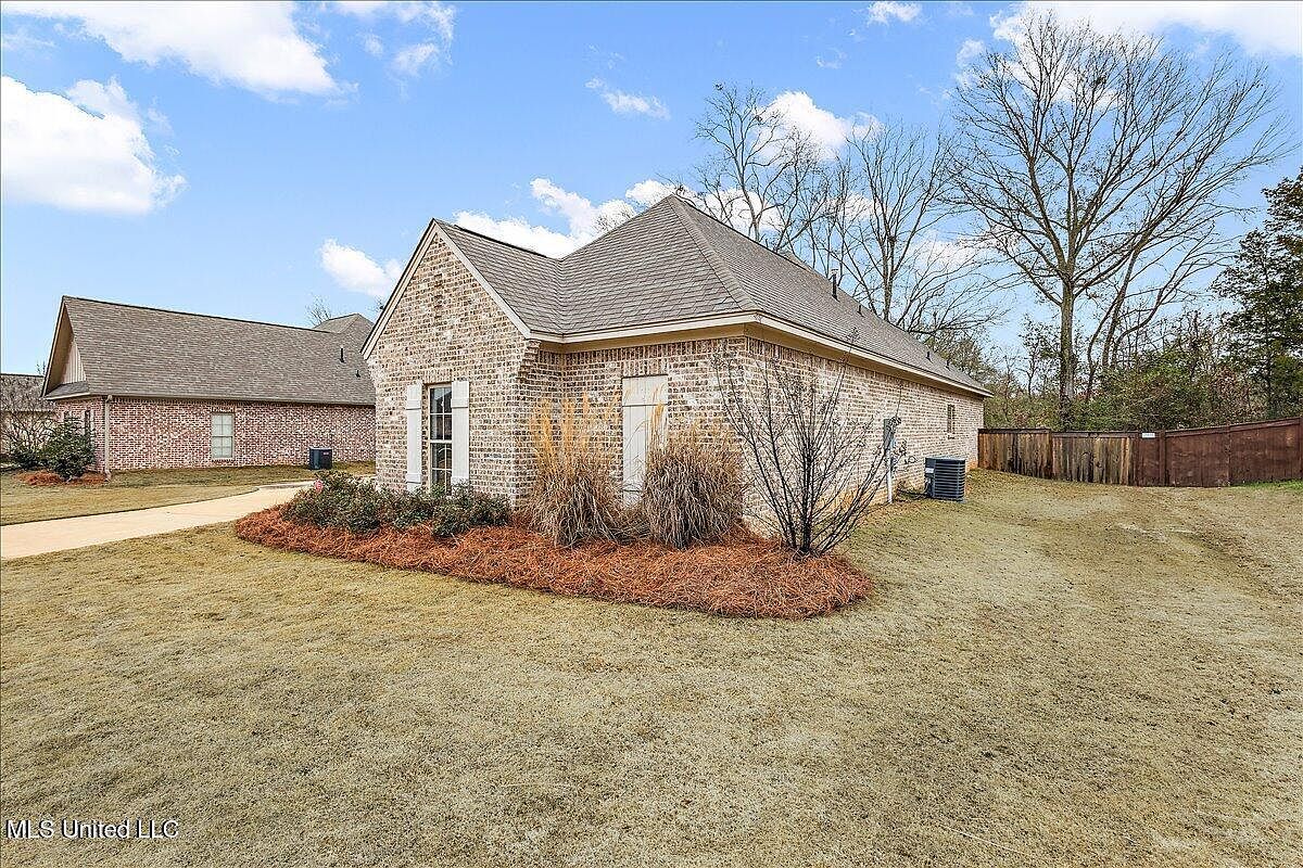 144 Porter Ridge Dr Canton, MS 39046 - Thumbnail 3