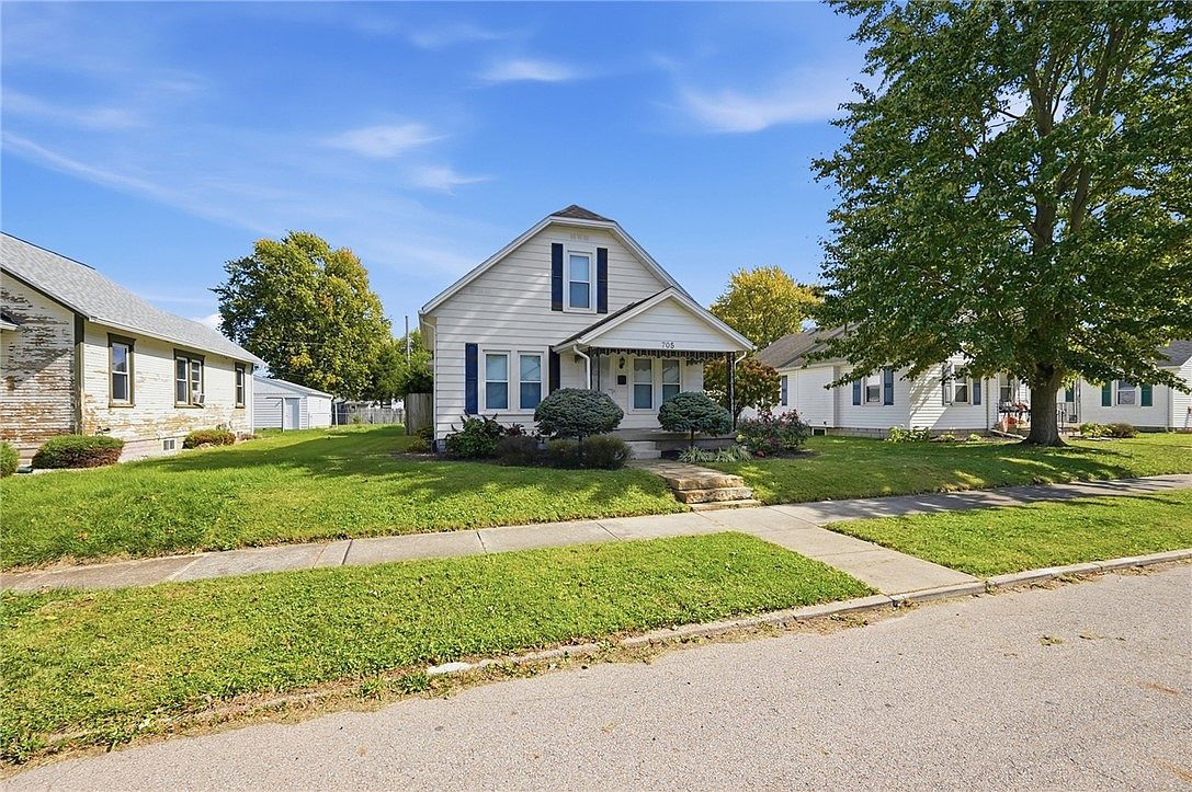705 Willard St Piqua, OH 45356 - Thumbnail 3
