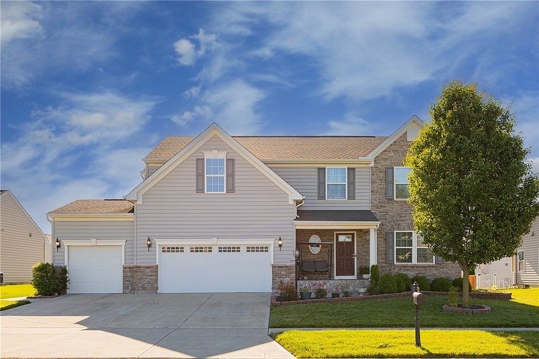 1120 Senna St Tipp City, OH 45371 - Thumbnail 3