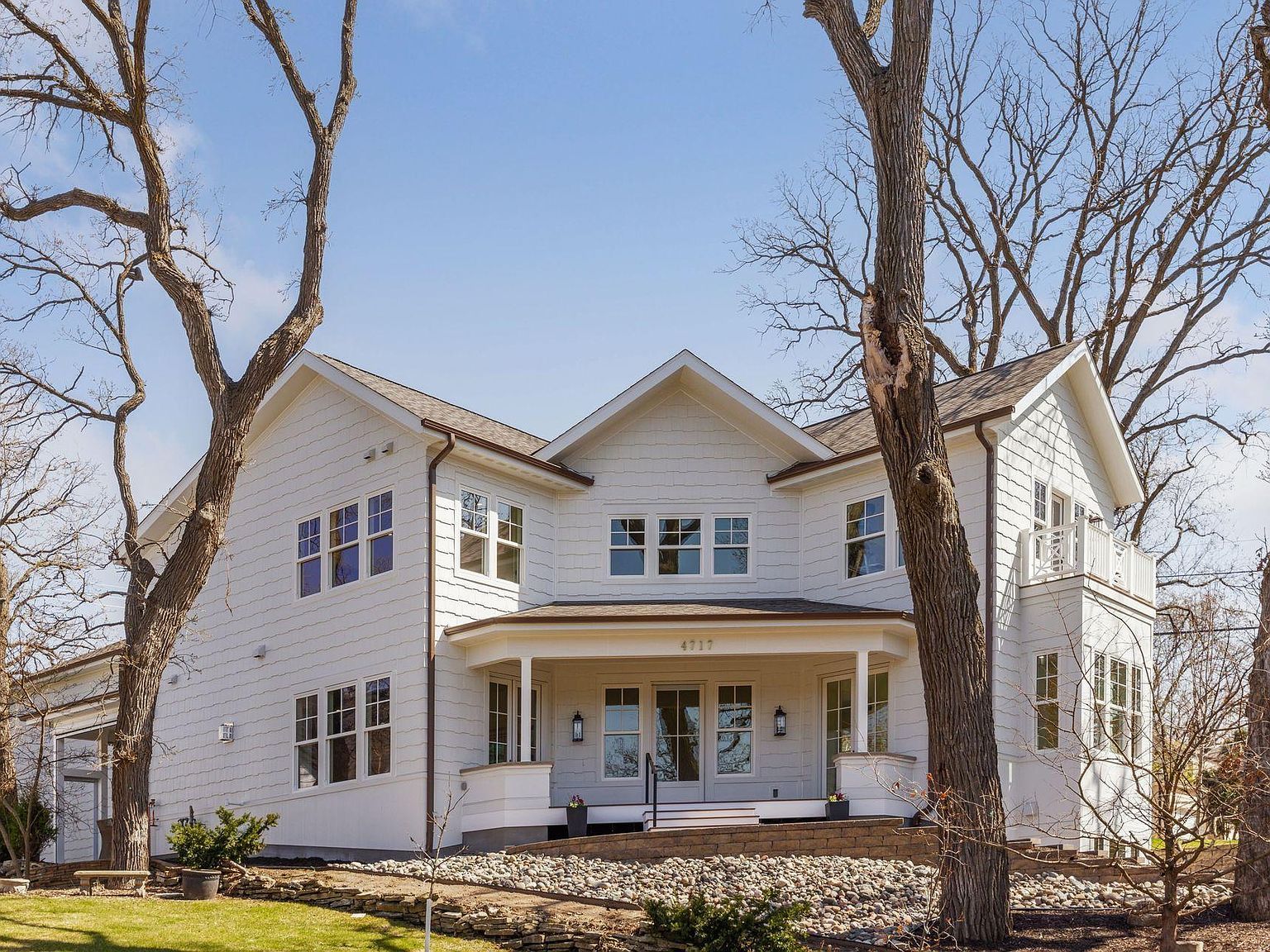 4717 Meadow Rd Edina, MN 55424 - Thumbnail 3