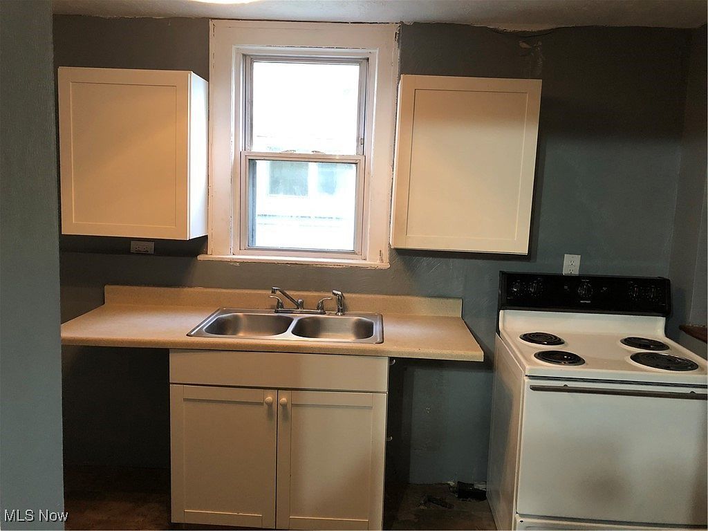 1232 Oak Grove Ave Steubenville, OH 43952 - Thumbnail 3