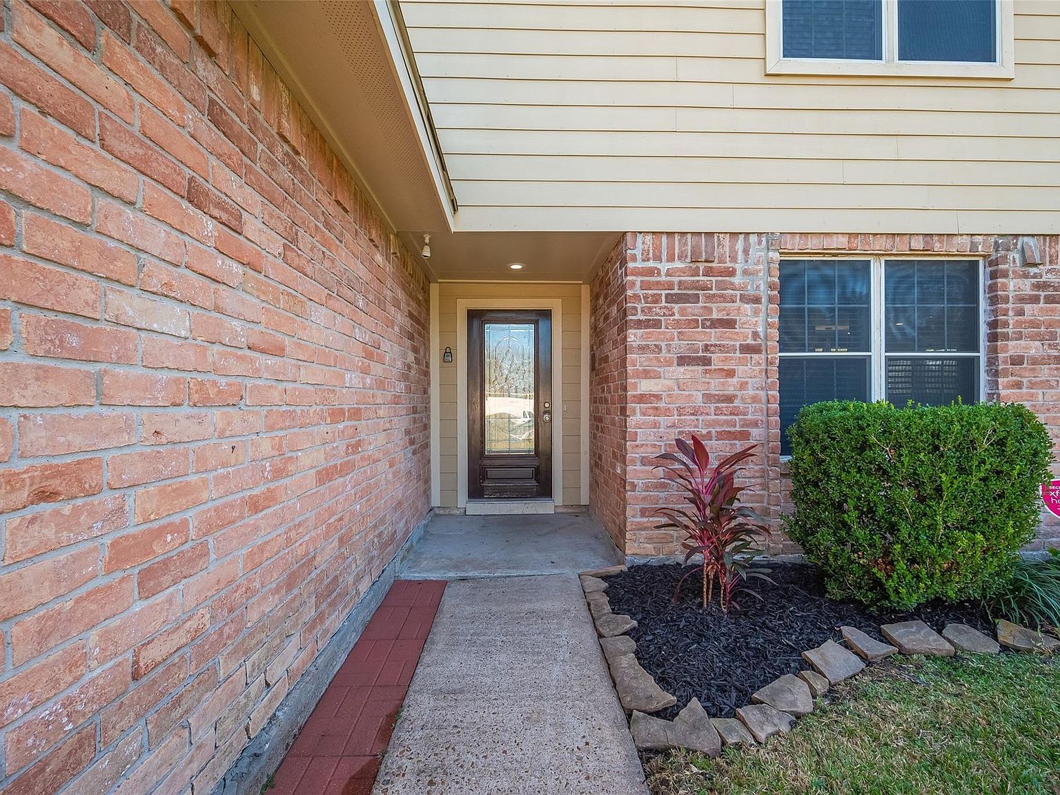 13703 Templar Ln Sugar Land, TX 77498 - Thumbnail 3