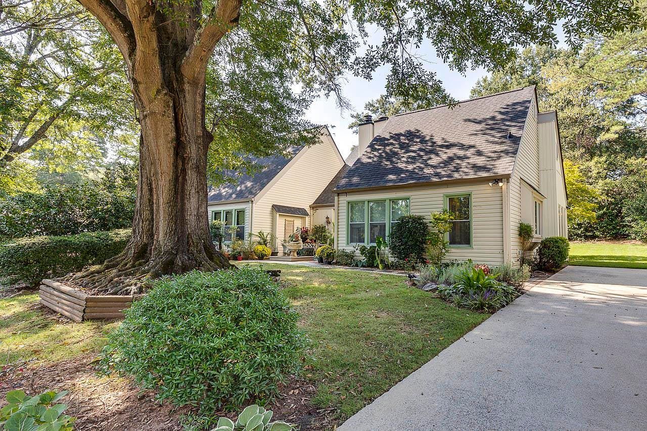 221 Saratoga Dr Greer, SC 29650 - Thumbnail 3