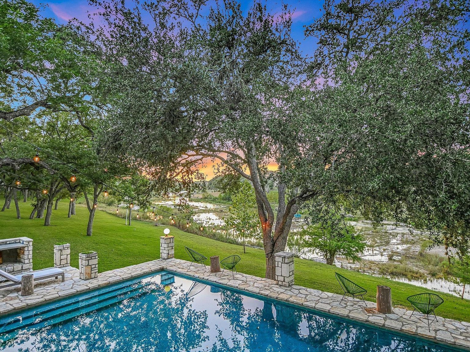 1121 Hidden Valley Rd Wimberley, TX 78676 - Thumbnail 3